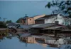 ब्राजील में बाढ़ से मरने वालों की संख्या बढ़कर 90 हुई