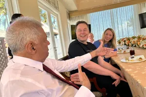 मस्क इंडोनेशिया में श्रीलंकाई राष्ट्रपति से मिले, स्टारलिंक को अमल में लाने पर चर्चा की